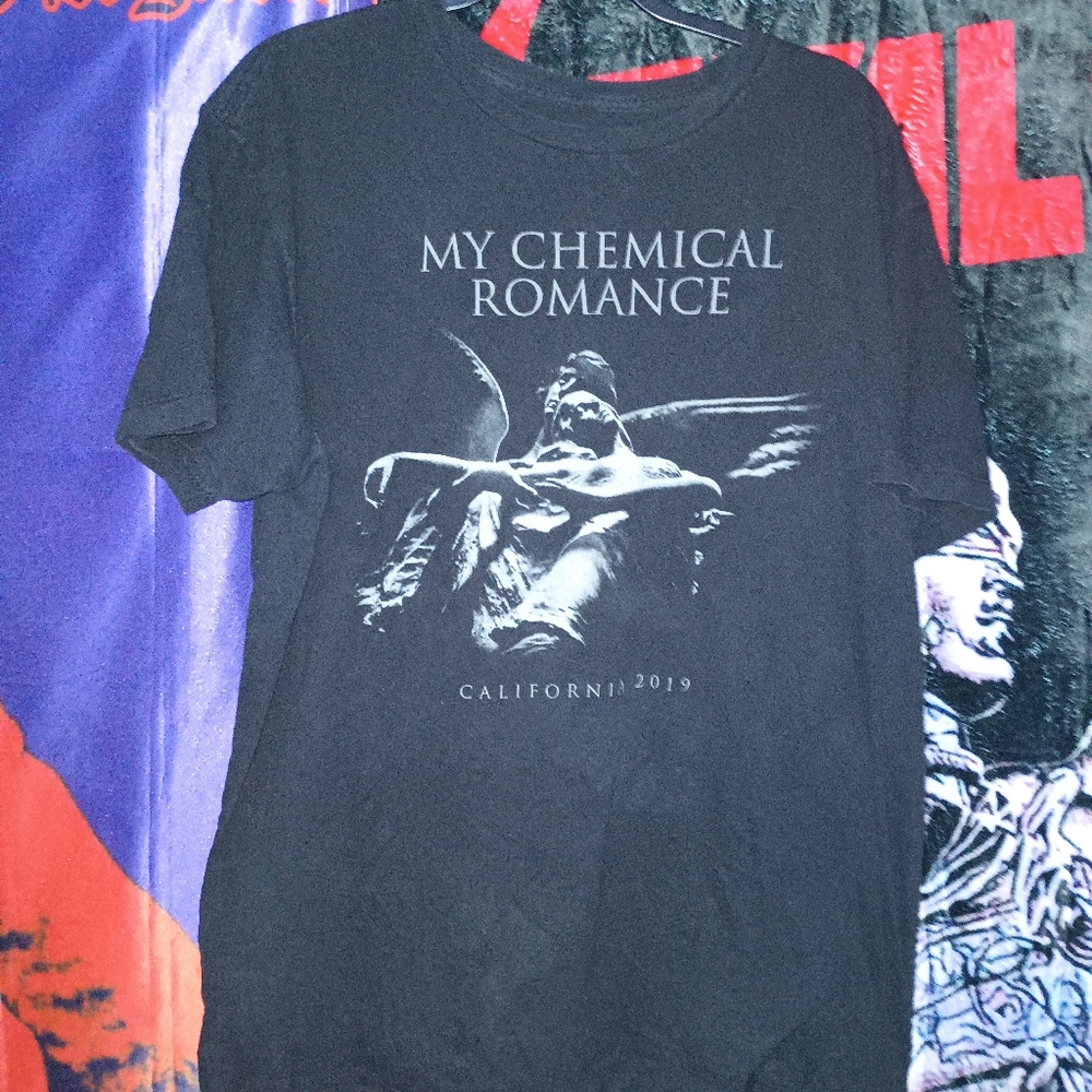 Vintage shape my chemical romance band tee size XL no tag
